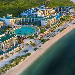 Haven Riviera Cancun (adults Only) אתר נופש